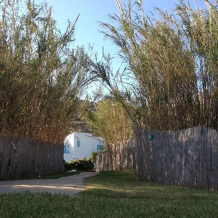 Seaside By Belvedere Отель