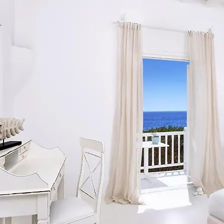 Seaside By Belvedere Psarou (Mykonos)