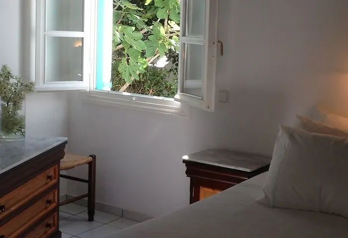 Seaside By Belvedere Отель 2*