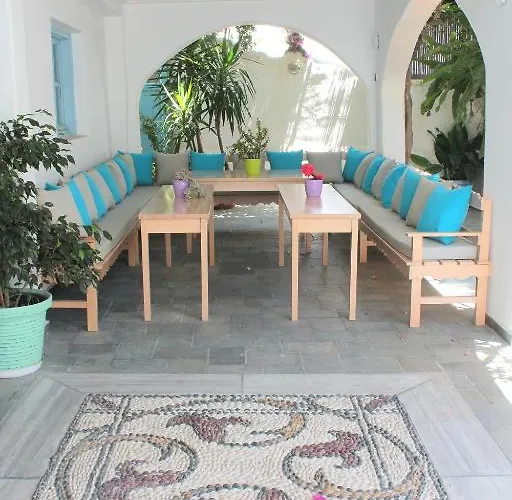 Seaside By Belvedere Отель