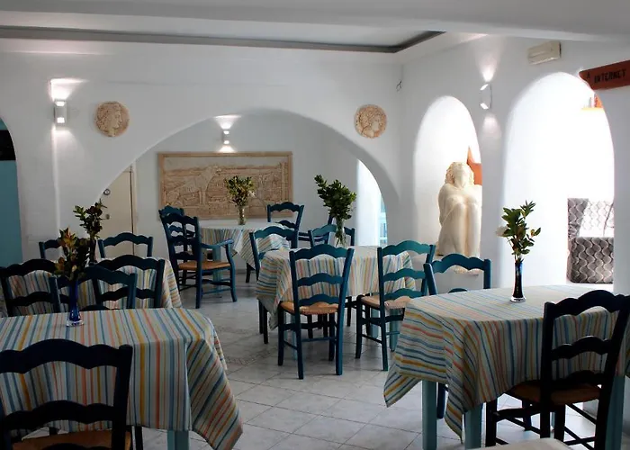 Отель Seaside By Belvedere